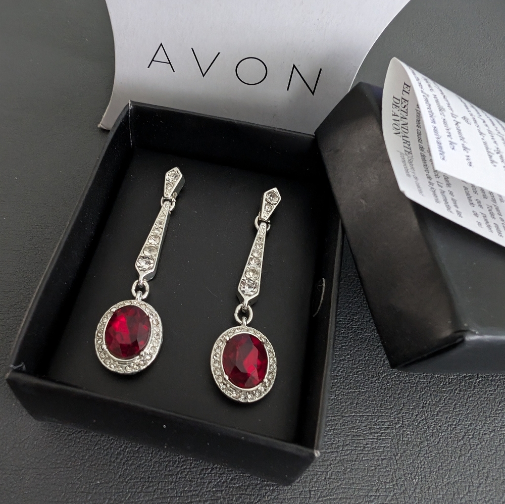 NIB Vintage Avon Ravishing Red Drop Earrings